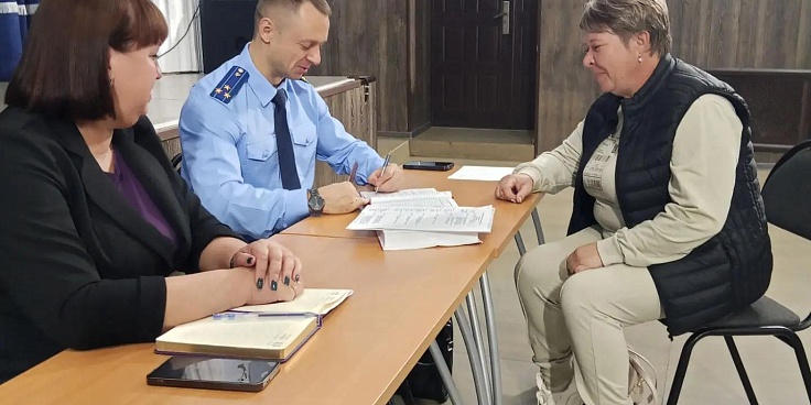 Прокурор Темрюкского района Роман Швецов провел прием участников СВО и членов их семей