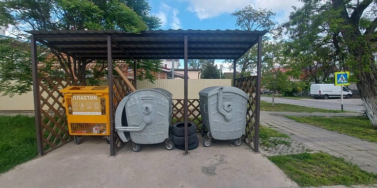Шины запрещено выбрасывать в контейнеры!
